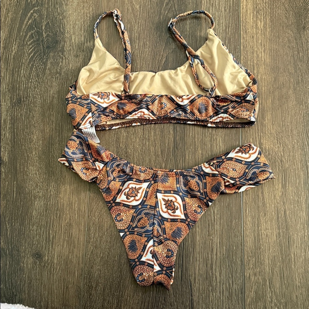 Brazilian Swimwear Bikini Set | Top L Bottom M | Boho Print | Made in Brazil - Picture 2 of 6